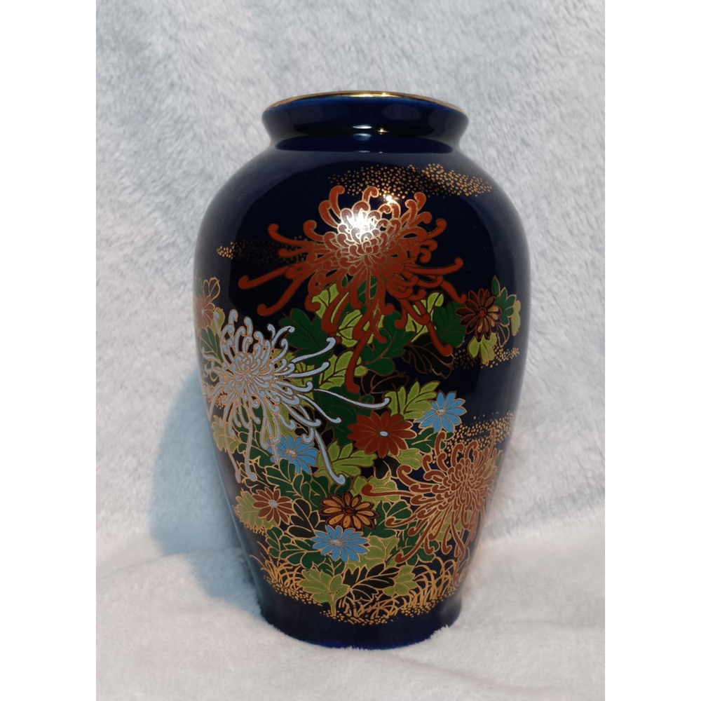 Japanese Nagoya Vintage Porcelain Vase Cobalt Blue Floral Gold Trim Collectible